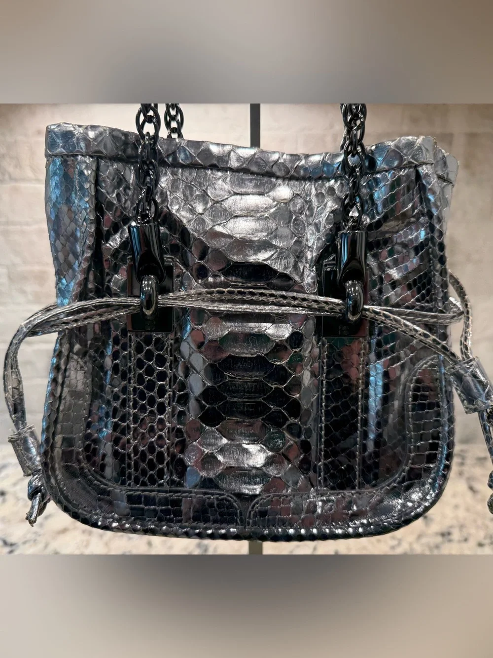 kate spade shiny silver